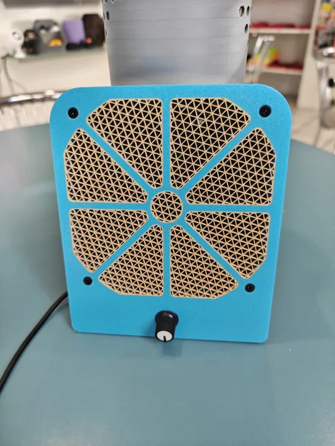Bottle Fan – Quạt để bàn kết hợp làm mát bằng chai đá (Quạt PC 120mm) - Image 3