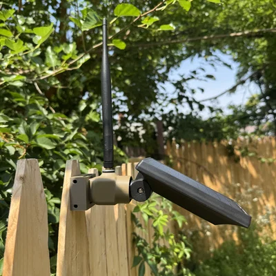 The People's Repeater - Bộ lặp Mesh năng lượng mặt trời giá rẻ
