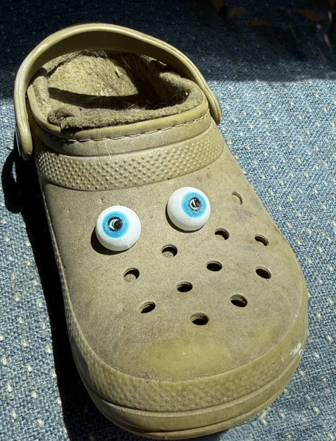 Mắt trang trí cho dép Clogs - Image 1