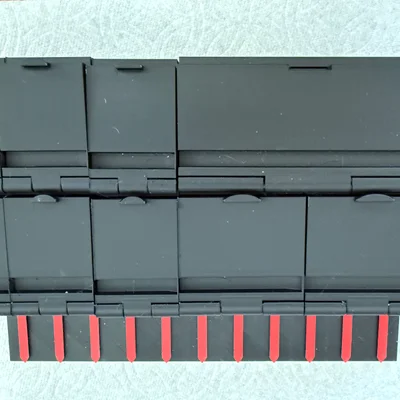 Hệ thống hộp chứa linh kiện dạng module có nắp đậy