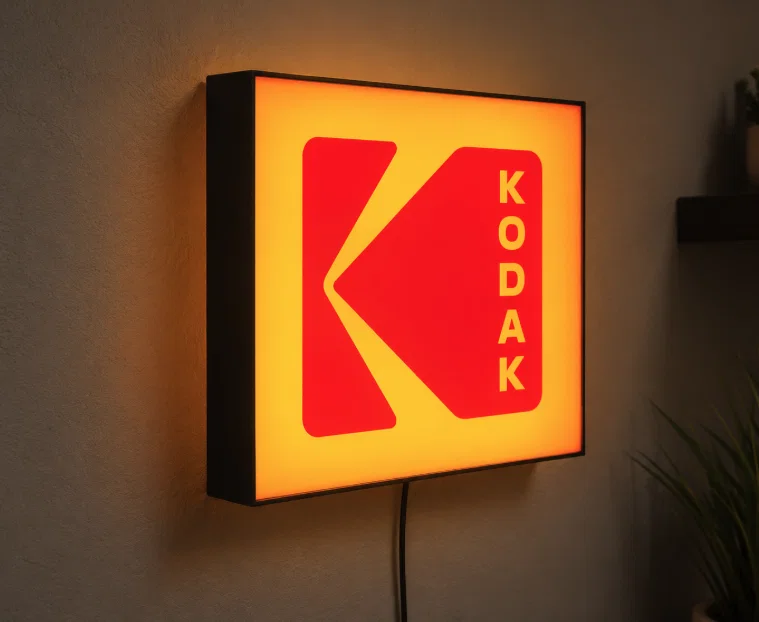Hộp Đèn LED Hình Máy Ảnh Kodak | File STL In 3D Nhiều Màu - Image 1
