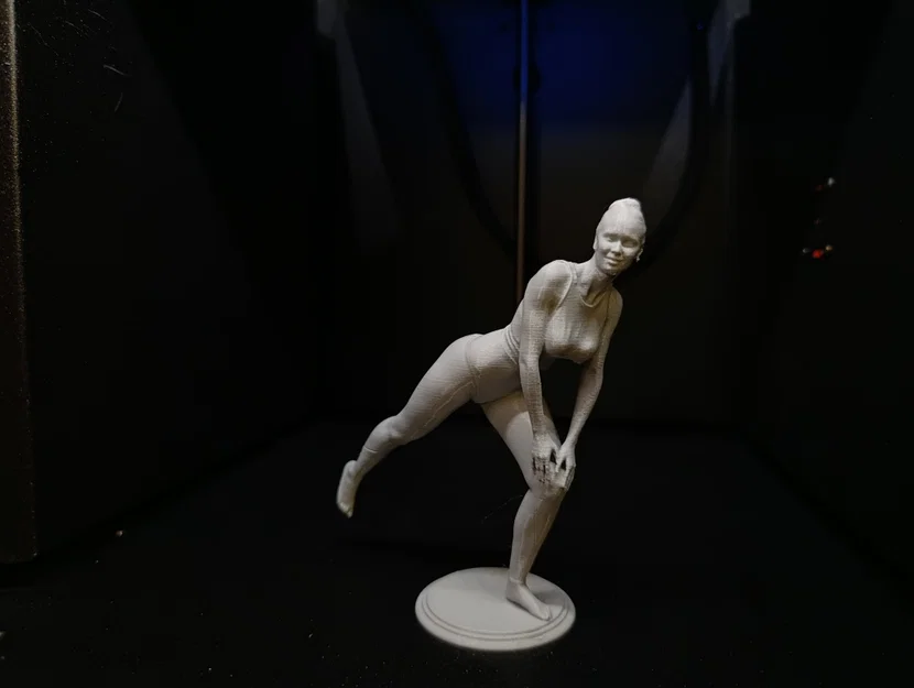 Sportswoman - Mô hình nữ vận động viên cho in 3D - Image 2