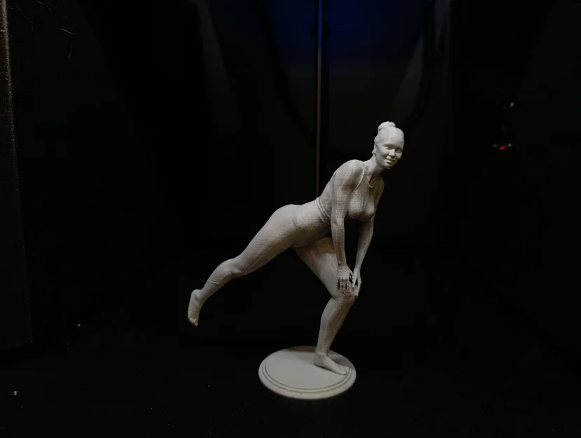 Sportswoman - Mô hình nữ vận động viên cho in 3D - Image 4