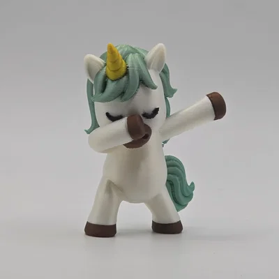 Mô hình chú kỳ lân đáng yêu tạo dáng Dabbing