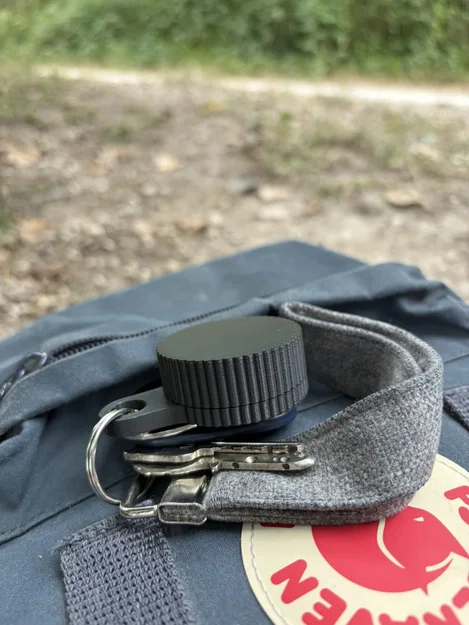 Hộp đựng trang sức mini gắn móc khóa thông minh - Image 2