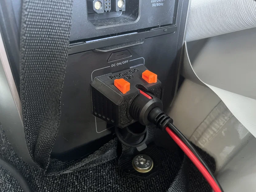 Cơ chế khóa đầu cắm tẩu sạc 12v cho EcoFlow - Image 1
