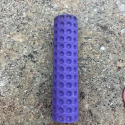Con lăn họa tiết chấm bi (Dots Pattern Roller)