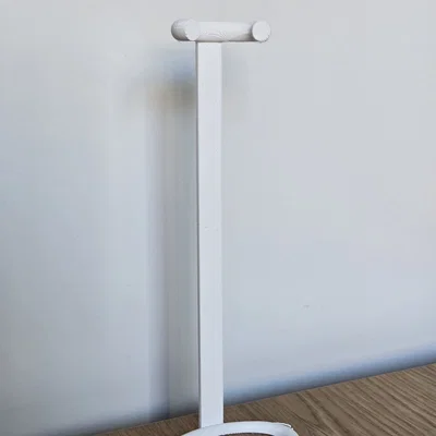 Giá đỡ búp bê sứ