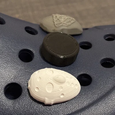 Bộ Charm Clog Chủ Đề Ice Hockey - Bóng Puck, Mặt Nạ Thủ Môn Cổ Điển và Hiện Đại