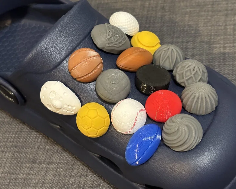 Bộ Charm Clog Chủ Đề Ice Hockey - Bóng Puck, Mặt Nạ Thủ Môn Cổ Điển và Hiện Đại - Image 8