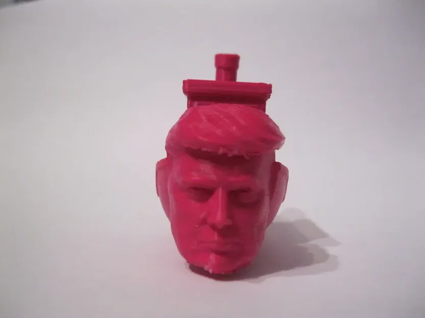 Mô hình Donald Trump Benchy - Image 2
