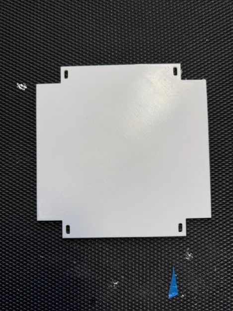 Tấm đế gắn linh kiện 150x150mm cho hộp kỹ thuật in 3D - Image 1