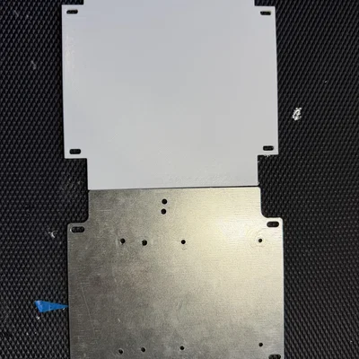 Tấm đế gắn linh kiện 150x150mm cho hộp kỹ thuật in 3D