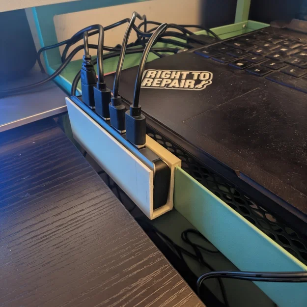 Kẹp giữ USB Hub gắn xe đẩy IKEA gọn gàng - Image 3