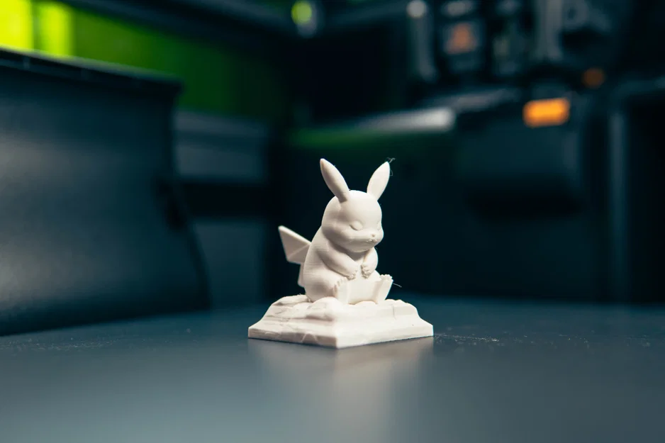 Tượng Pikachu Trầm Ngâm - Image 3