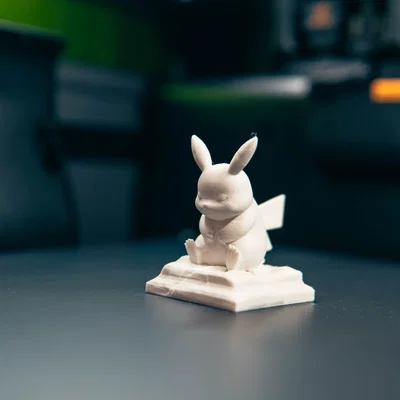 Tượng Pikachu Trầm Ngâm