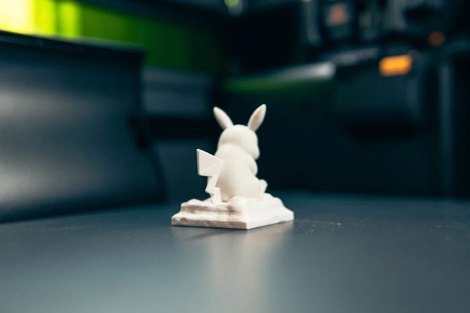 Tượng Pikachu Trầm Ngâm - Image 5