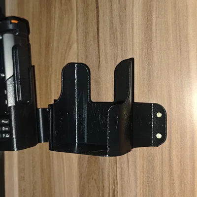 Giá treo tường tiện lợi cho bộ đàm Baofeng UV-5RH