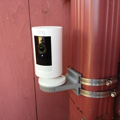 Giá treo Ring Stick Up Cam gắn ống thoát nước