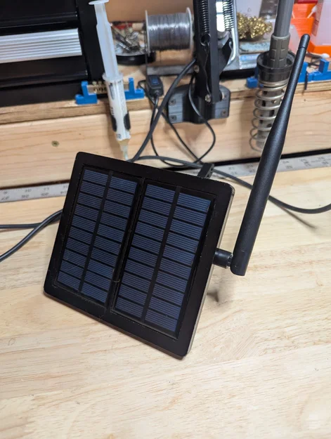 Solar Meshtastic Node - Trạm truyền tin năng lượng mặt trời - Image 1
