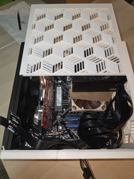 Compact MATX Case - Vỏ máy tính nhỏ gọn - Image 1