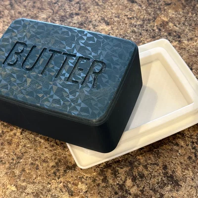 Hộp đựng bơ kiểu Tupperware