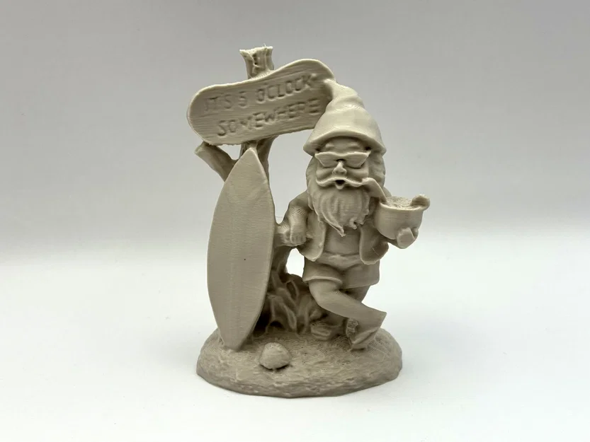 Tượng Chú Lùn Lướt Sóng (Surfer Garden Gnome) - Image 1