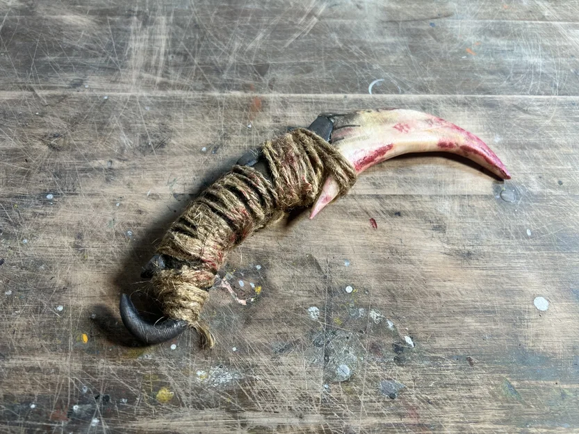 Nail Dagger - Bản sao mô hình Raised By Wolves từ Diablo 4 - Image 2