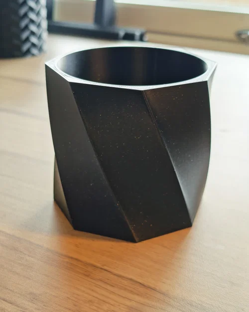 Chậu cây Low-Poly xoắn / Chậu hình học (Lòng trong trơn láng) - Image 4