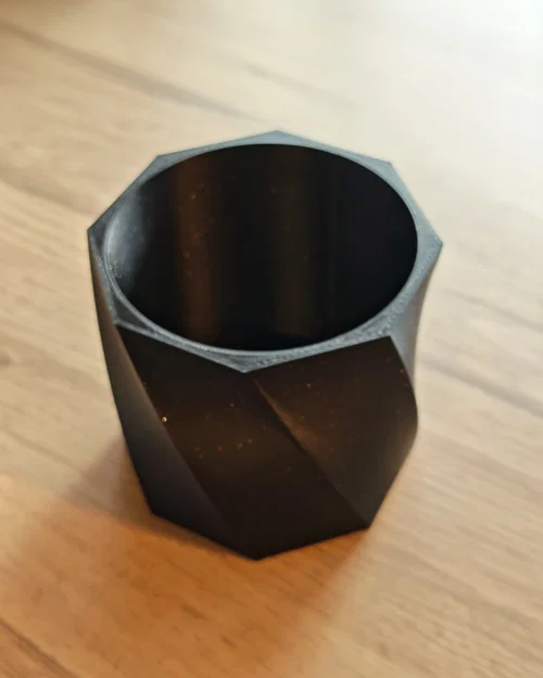 Chậu cây Low-Poly xoắn / Chậu hình học (Lòng trong trơn láng) - Image 6