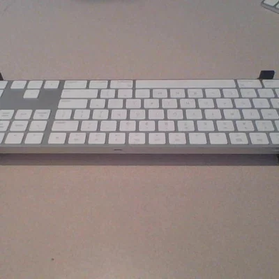 Chân đế bàn phím đa năng (Universal Keyboard Stand) - Tăng sự thoải mái