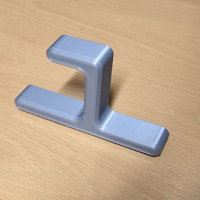Móc treo mũ bảo hiểm 3D tiện lợi gắn cạnh tủ