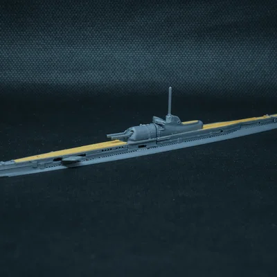 Mô hình tàu ngầm tuần dương Surcouf (tỷ lệ 1:625)