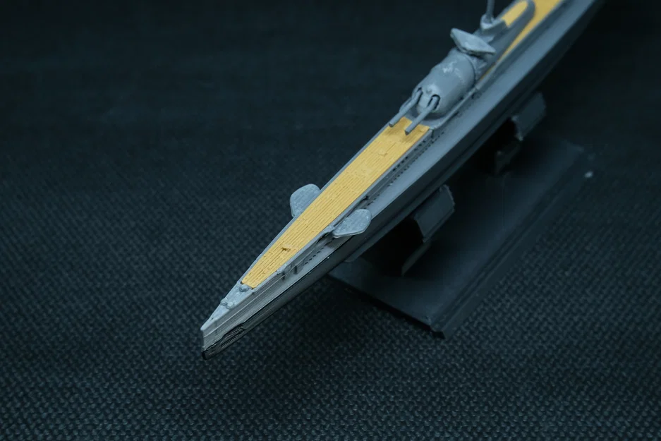 Mô hình tàu ngầm tuần dương Surcouf (tỷ lệ 1:625) - Image 5
