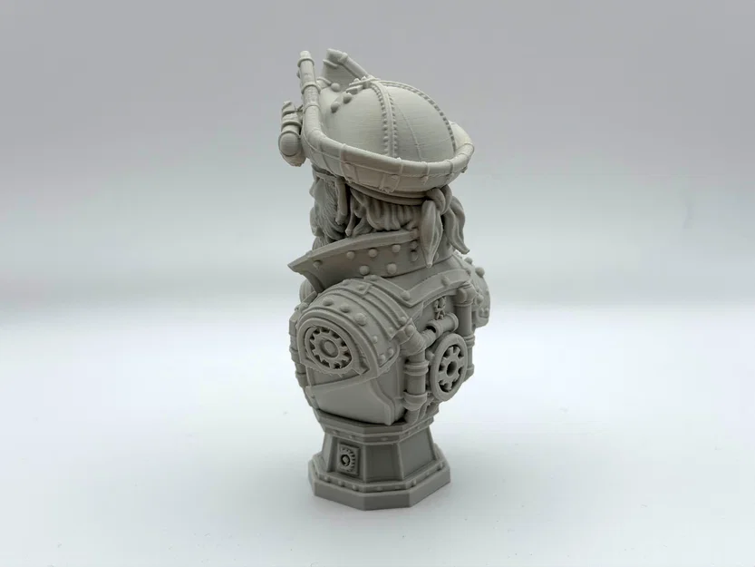 Tượng Bán Thân Cướp Biển Steampunk - Image 4