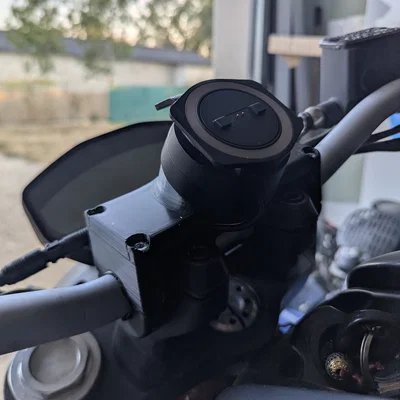Giá đỡ GPS TomTom Rider 550 cho Ducati Monster 821 2016