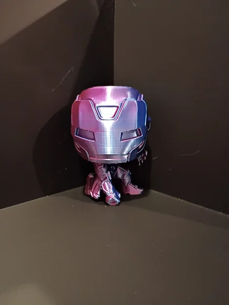 Mô hình Iron Man tư thế đáp đất phong cách Funko độc đáo - Image 1