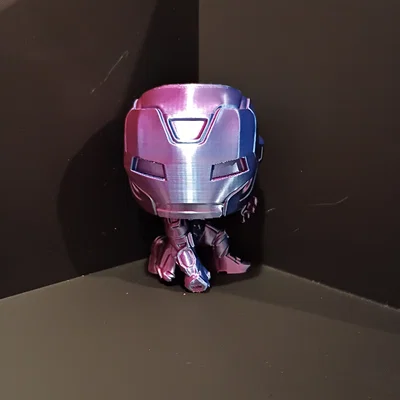 Mô hình Iron Man tư thế đáp đất phong cách Funko độc đáo
