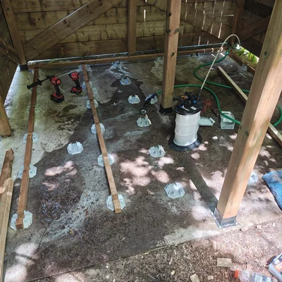 Khối Đệm (Deck Block) Dùng Để Lát Sàn Trên Nền Bê Tông