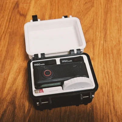 Hộp Đựng DJI Osmo Action 6 Siêu Bền – Bản Mini (Có Ngăn Chứa Pin & Thẻ Nhớ)