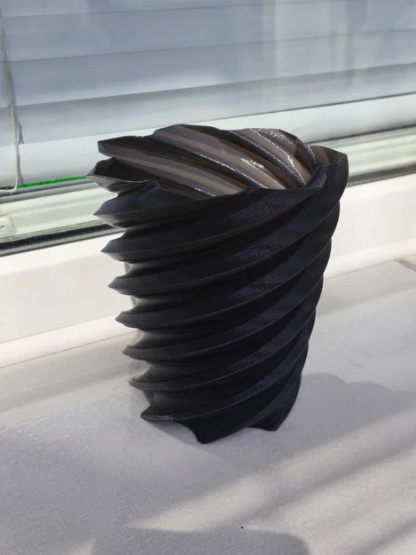 Bình Hoa Hình Học Góc Cạnh Sắc Sảo - Tối Ưu Cho Vase Mode - Image 2