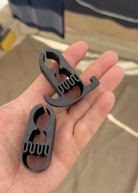 Móc kẹp đa năng cho ống tròn 16mm-30mm (Universal Pipe Clamp) - Image 1
