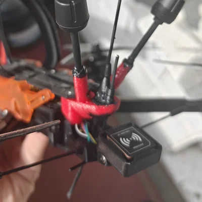 Ngàm gắn ăng-ten dọc chuyên dụng cho drone vapor D6