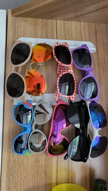 Giá treo kính tiện lợi (Glasses holder) - Image 3