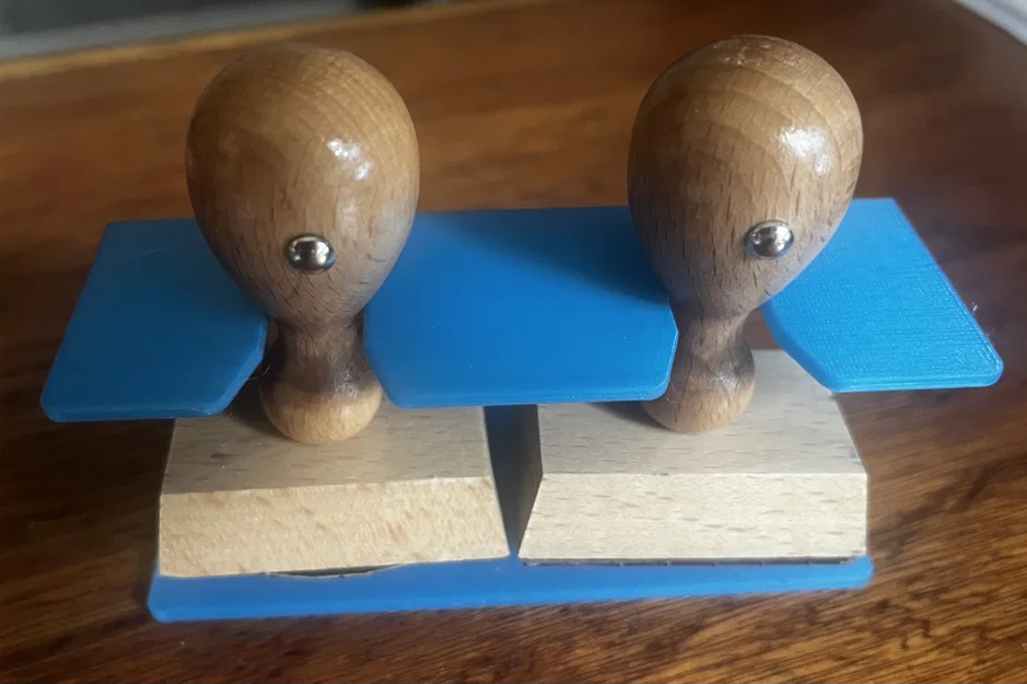 Giá đỡ con dấu để bàn Stamp Holder Double in 3D tiện lợi - Image 4