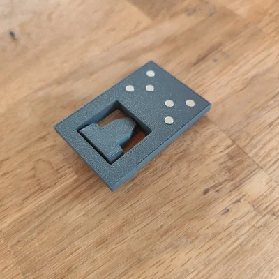 Móc treo nam châm Mag-Hat-ic Holder