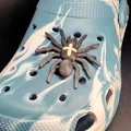 Spider on Crocs - Nhện gắn dép Crocs - Thumbnail 4