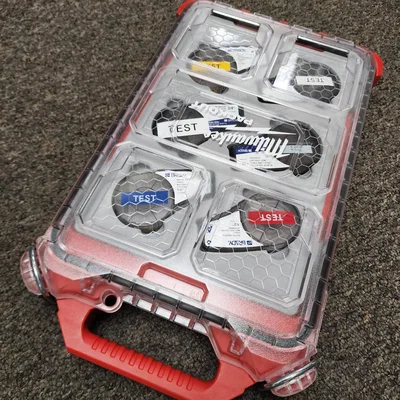 Khay đựng cuộn nhãn Brady cho hộp Milwaukee Packout