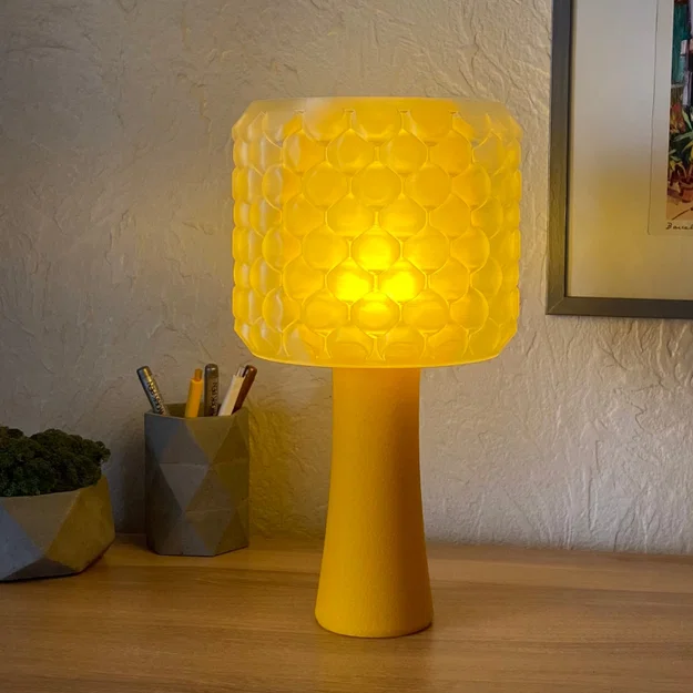 Đèn Bàn Retro - Chụp Đèn Họa Tiết Bong Bóng với Đế Cổ Điển - Image 2