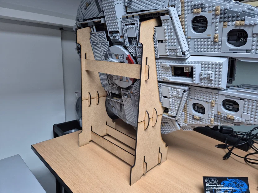 Chân đế cắt laser cho Lego 75192 Millennium Falcon - Image 2